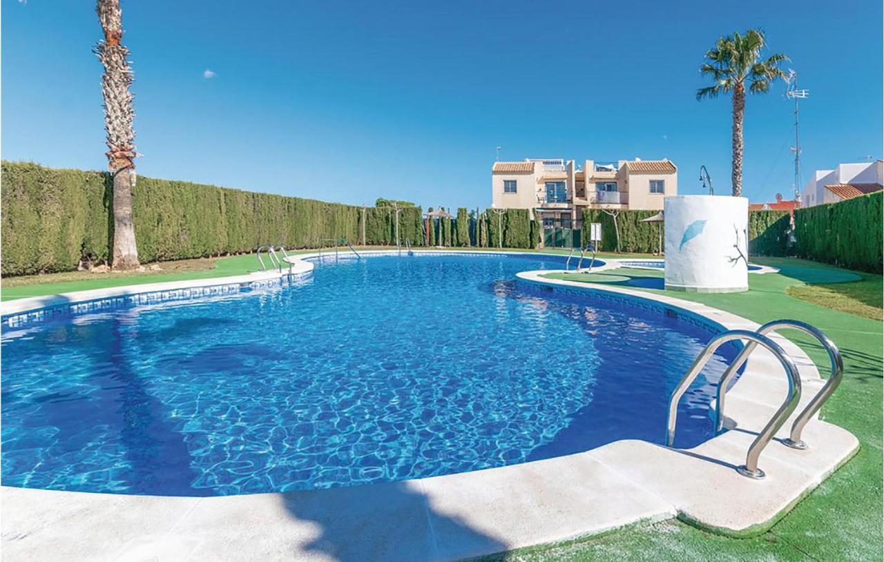 Stunning Apartment In Torrevieja Exterior photo